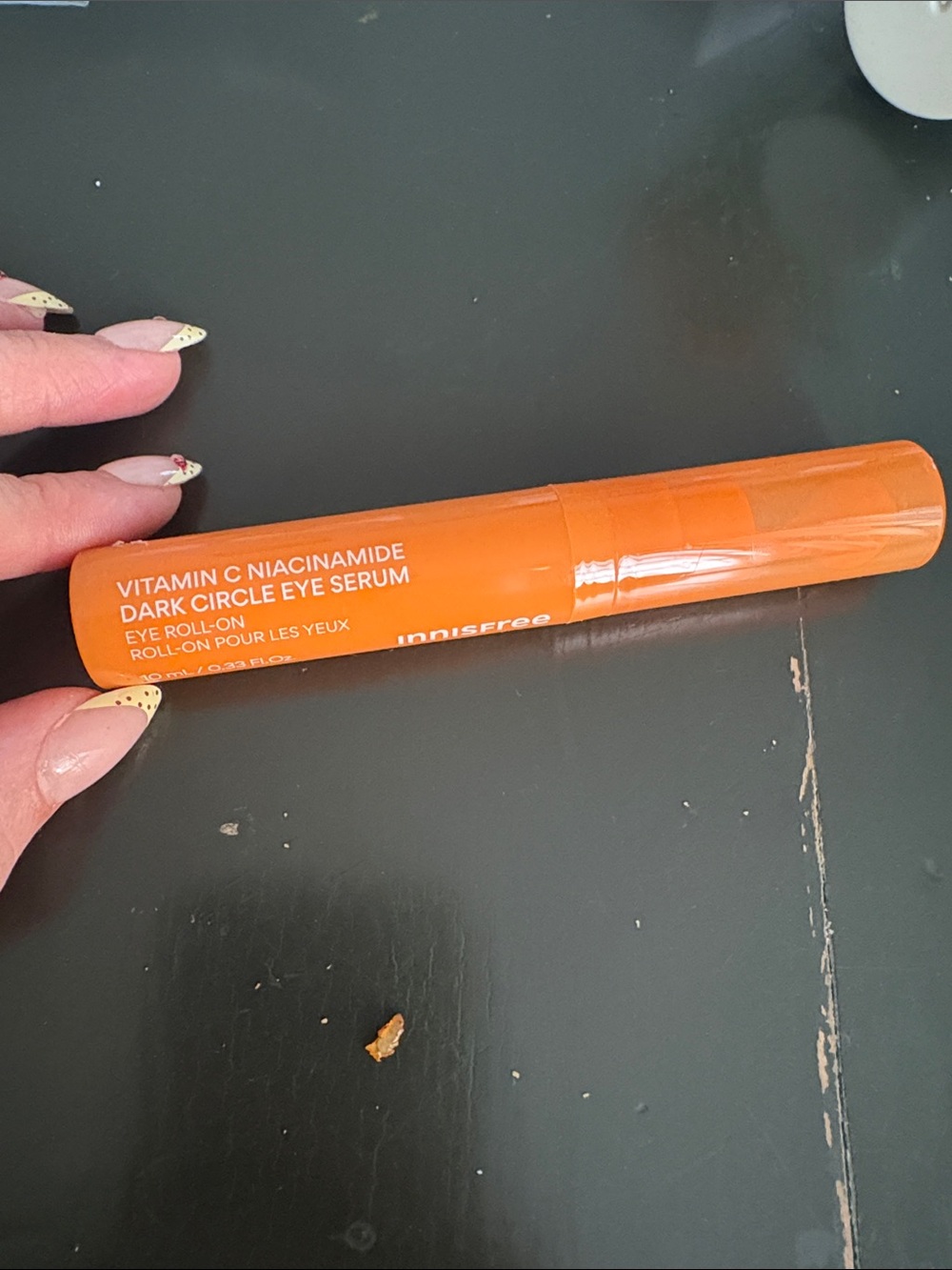 Vitamin C Niacinamide Dark Circle Eye Serum Roll-On - in is free